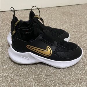 Nike Little Kids Black and Gold Sneakers with White Soles
